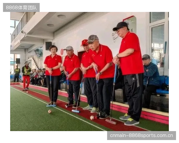 2028年前，针对55-65岁“新老年”群体的低强度、社交型体育旅游产品（如徒步、门球）将迎来爆发式增长